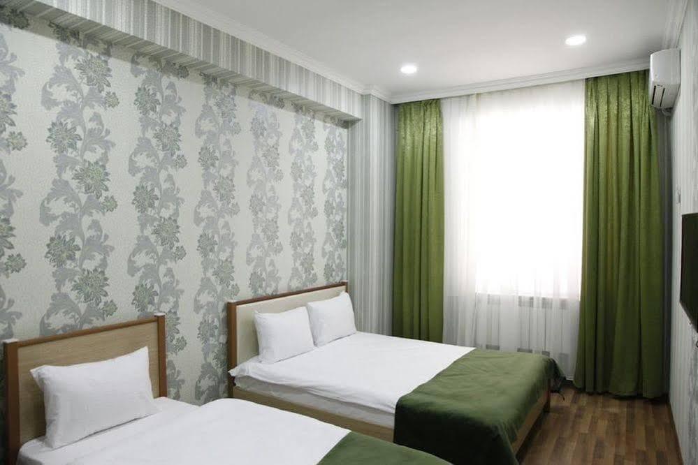 Nord West Hotel Baku Exterior foto